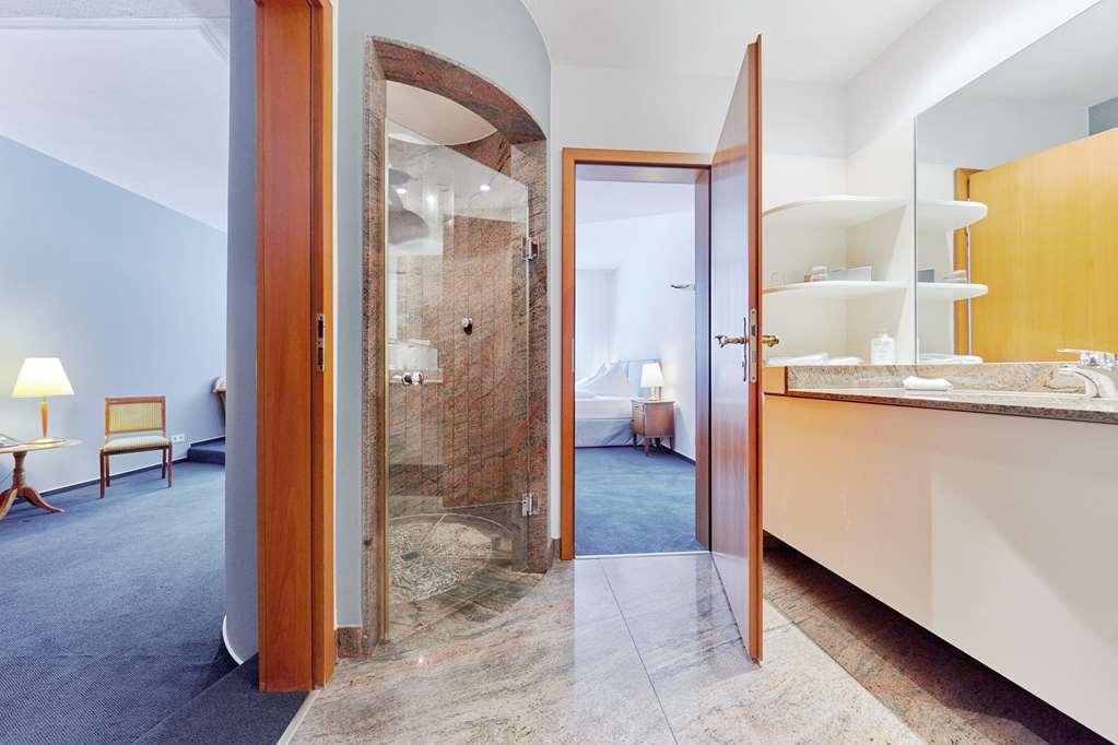 Hotel Zum Roten Baeren Freiburg Værelse billede